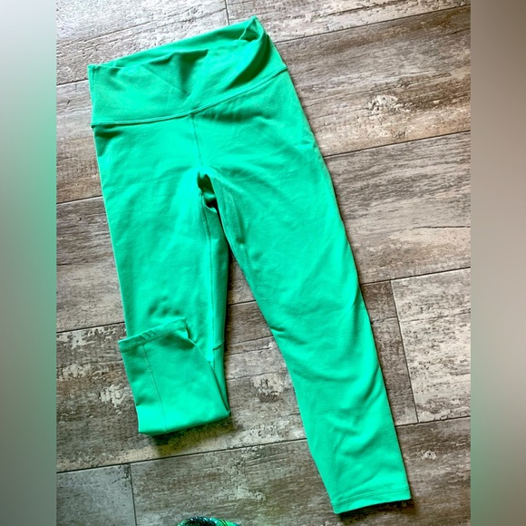 Fabletics Powerhold Leggings - Picture 1 of 2